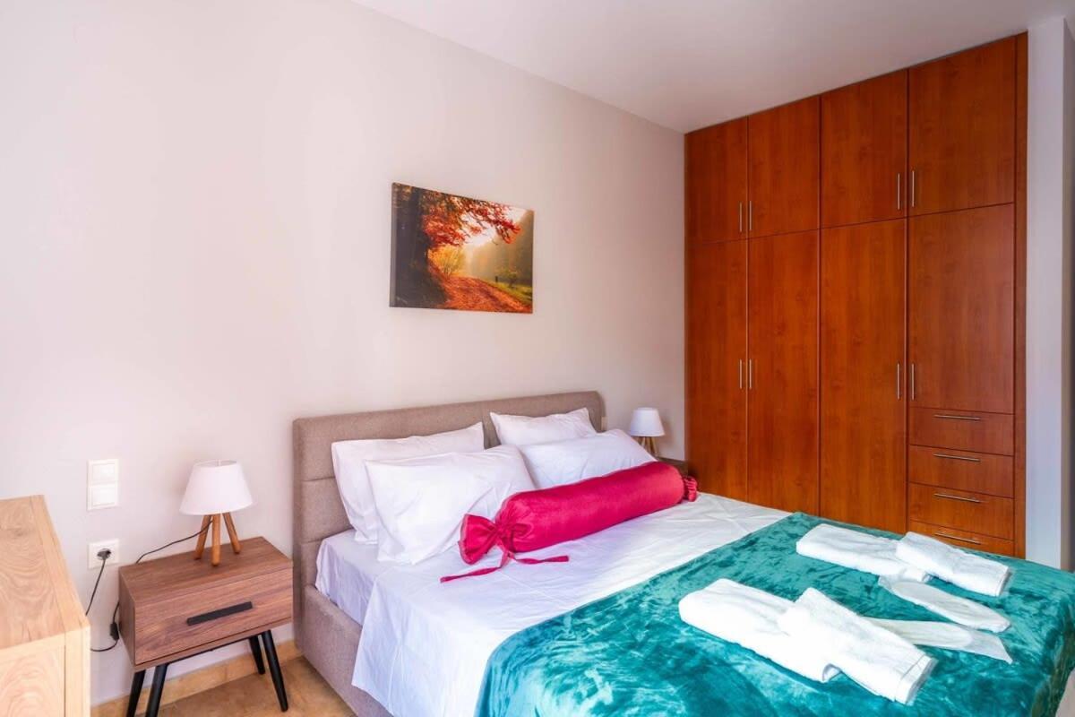 Sitia Panoramic Penthouse - Close To Sandy Beach - Private Parking Exterior foto
